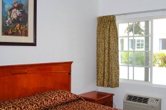 los-angeles-motel-rose-bowl-09